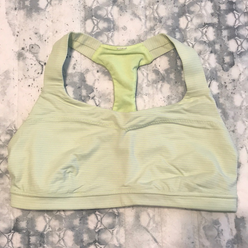 Lulu medium impact sports bra